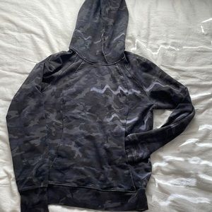 Black camo scuba pullover hoodie